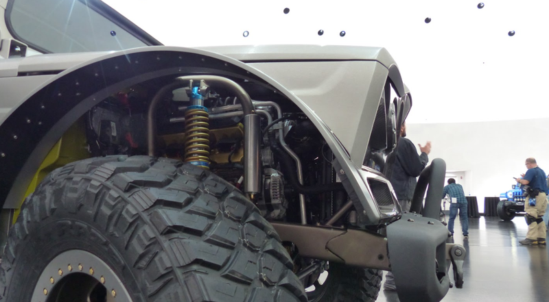 Illustration for article titled The Jeep M-715 'Five-Quarter' Is a 700+ HP Convertible Military Supertruck
